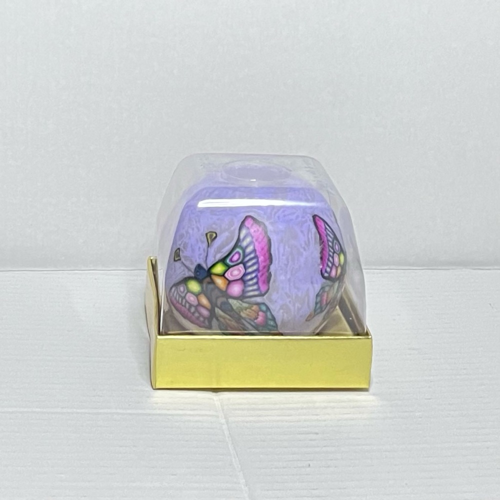 Retro Round Butterfly Candle